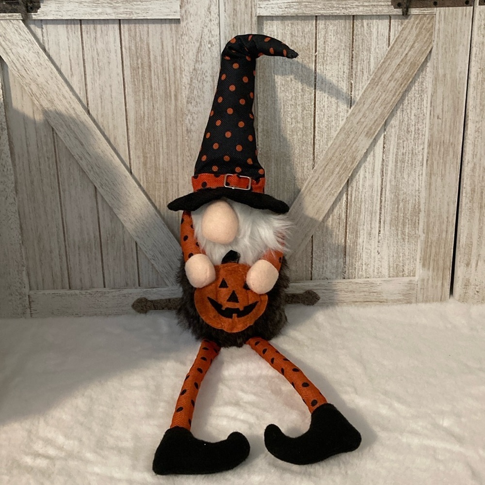 Halloween Gnome Shelf Sitter